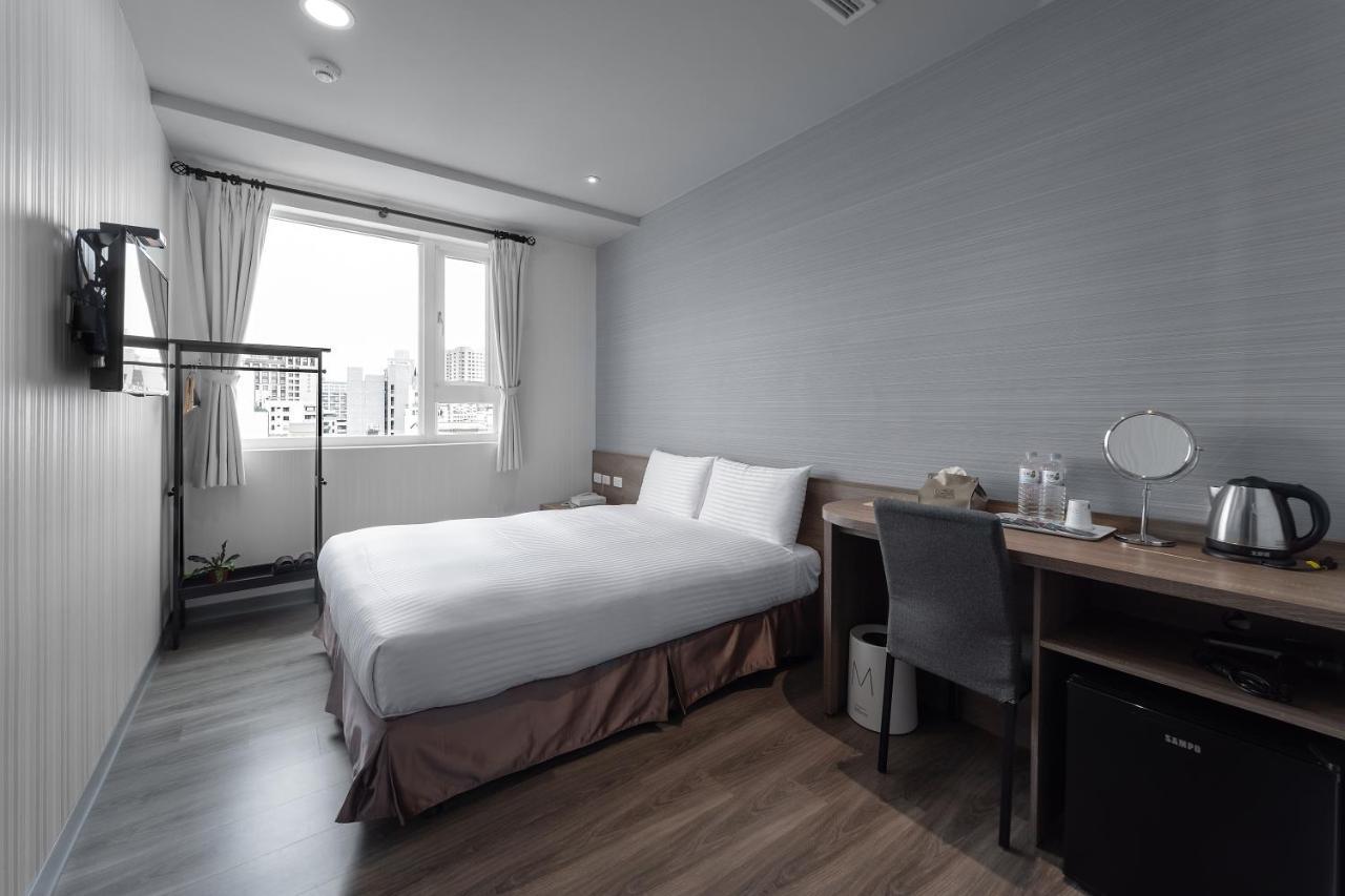 Hotel Brown - Zhongzheng Đài Nam Ngoại thất bức ảnh